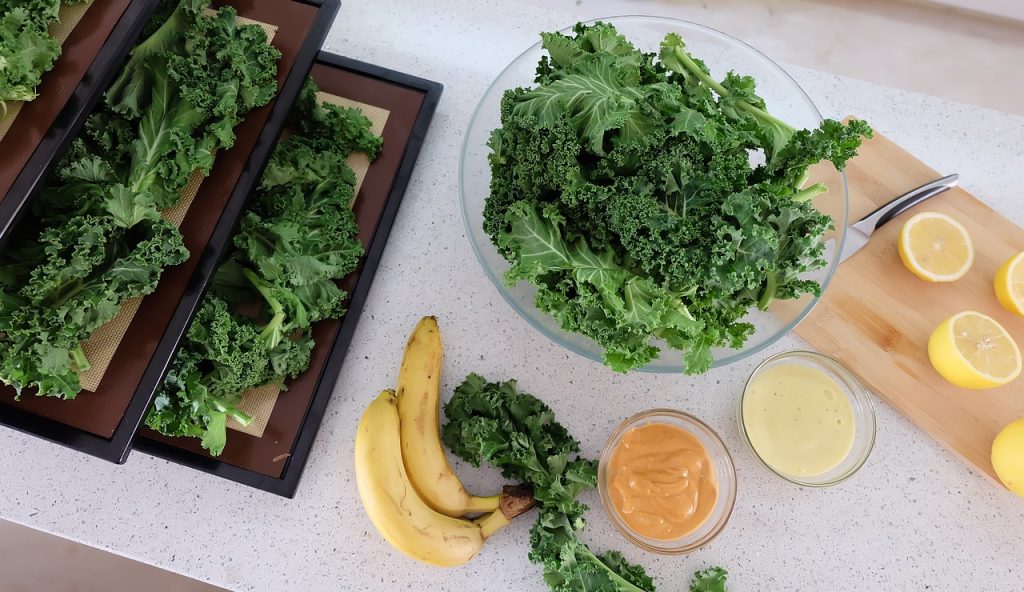 kale, bananas, lemon