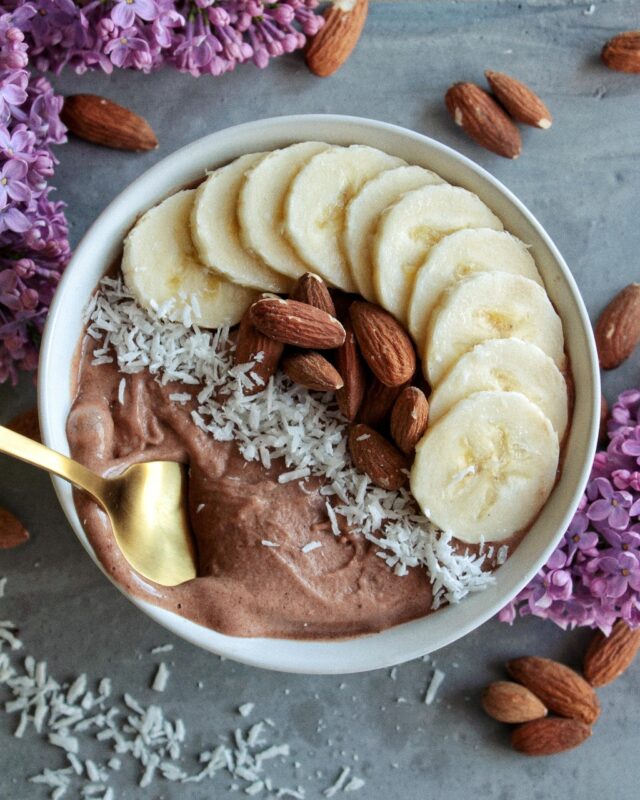 smoothie, food, bowl, healthy, smoothie bowl, fruits, breakfast, tasty, delicious, vegan, meal, cacao, chocolate, banana, almonds, shredded coconut, breakfast bowl, lilac, lilac flowers, dessert, smoothie, smoothie, smoothie bowl, smoothie bowl, smoothie bowl, smoothie bowl, smoothie bowl