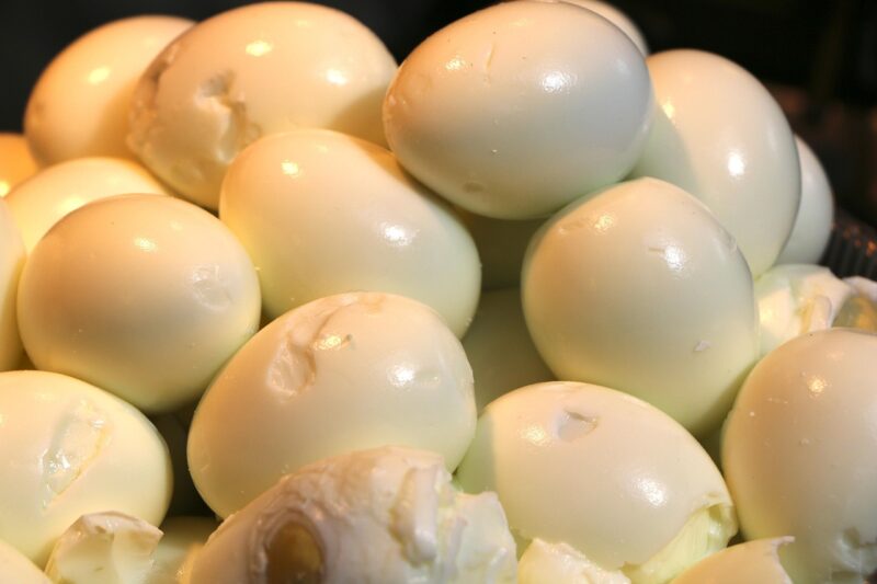 hard boiled eggs, eggs, egg, food, protein, breakfast, healthy, hard-boiled, cooked, nutrition, snack