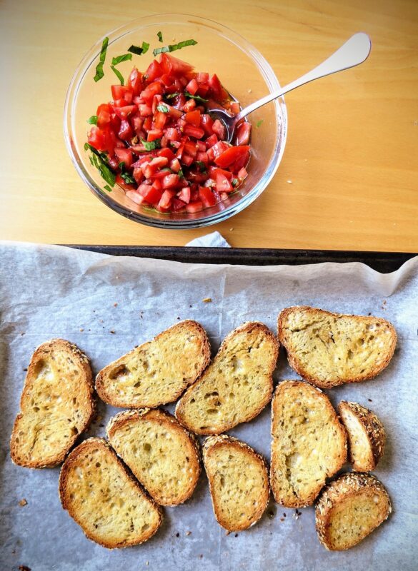 bread, salsa, food, toast, dinner, chopped, healthy, tomatoes, bruschetta, basil, salad, salsa, salsa, salsa, salsa, salsa, bruschetta, bruschetta, bruschetta