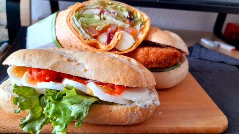 sandwich, meal, dinner, burger, sandwich, sandwich, sandwich, sandwich, sandwich, burger
